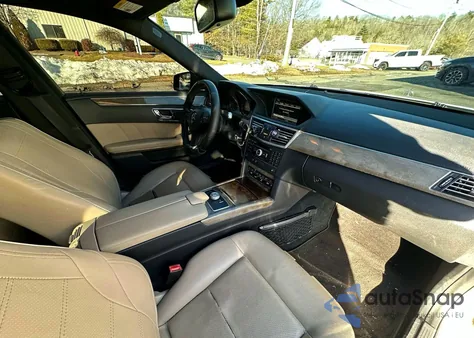2010 Mercedes-Benz E 350 4Matic из США, поврежденный, VIN WDDHF8HB2AA120888